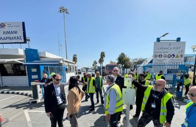 Larnaca port workers stage 24-hour strike over safety and unloading delays