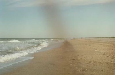 Sunny days, rising temperatures, and a touch of dust in the air. Photo credit: Unsplash