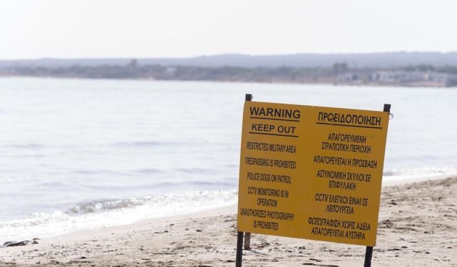 Contaminated seawater prompts safety alert at Lady's Mile. File photo