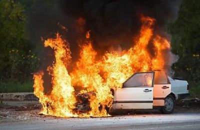 Crash under investigation as driver escapes blaze with help from Good Samaritans. Photo credit: Unsplash