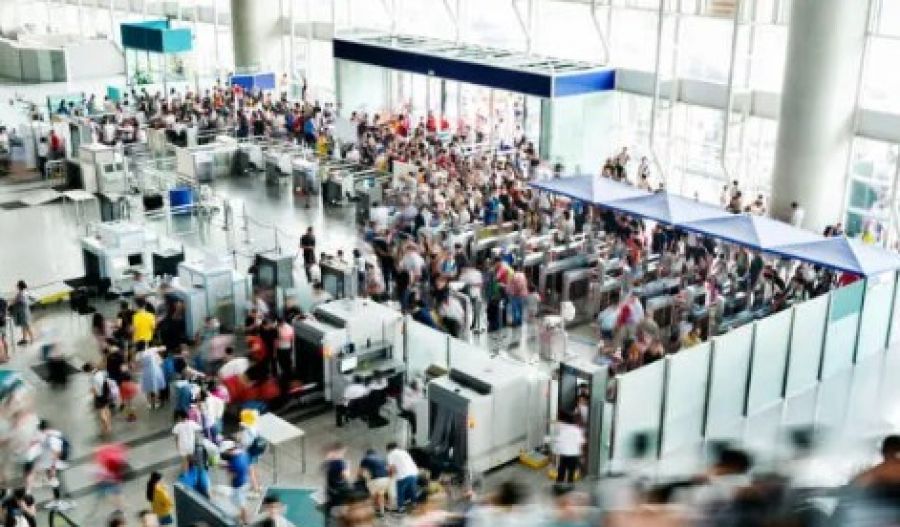Holiday travel drives sharp rise; outbound trips by Cypriots also surge. Photo credit: Unsplash