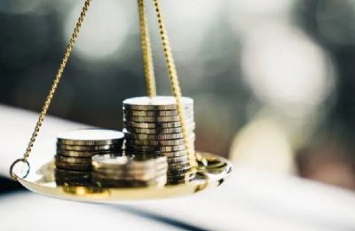 Welfare Ministry says child benefit expanded, not cut.