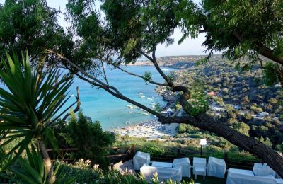 Konnos Bay, Protaras, Cyprus (courtesy Unsplash)