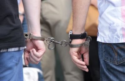 Police link additional suspects to early morning bakery heist in Limassol. Photo credit: Unsplash