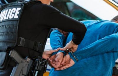 Immigration and police units collaborate in enforcement effort across central Limassol. Photo credit: Unsplash