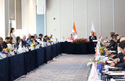 During yesterday's roundtable discussion held in Limassol, two other companies officially declared their decision to expand their activities in Cyprus.