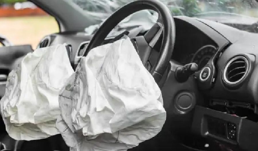 Cyprus airbag recall report cites serious negligence and calls for accountability. Photo credit: Unsplash