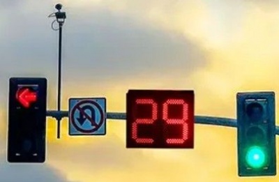 High court says traffic light timer law violates fiscal rules, oversteps legislative authority. Photo courtesy of trafficsolution.cn