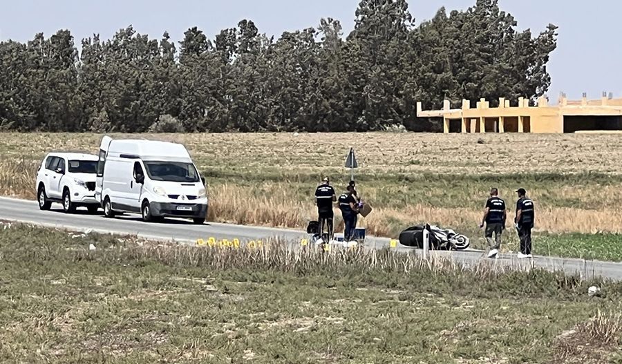 Larnaca businessman survives bike-path shooting, gunman still on the run