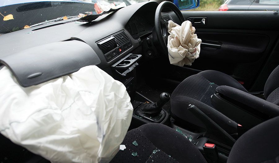 Tens of thousands of cars still have dangerous airbags, Transport Dept warns