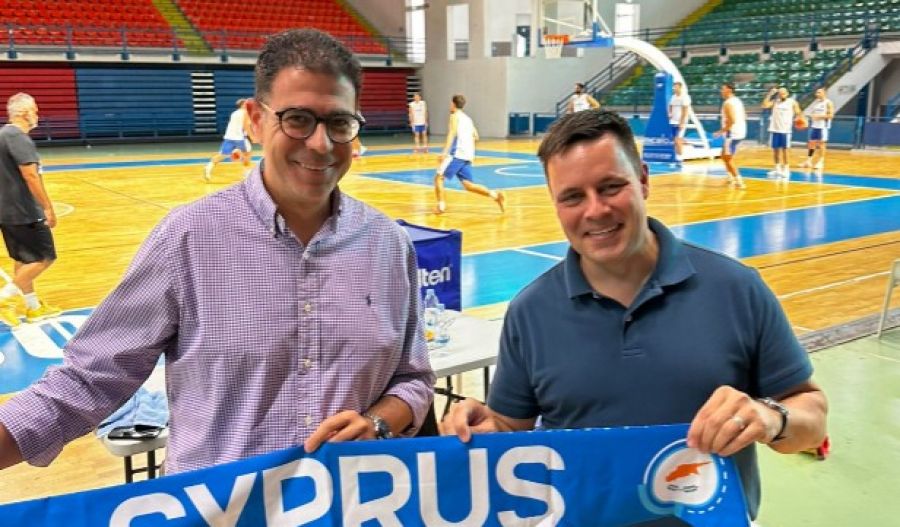 Ecommbx Chairman Andreas Mouzourides and US Deputy Chief of Mission Daniel Mangis at the Tassos Papadopoulos-Eleftheria arena in Nicosia.