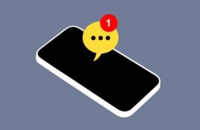 New text alerts aim to boost driver awareness and road safety. Photo credit: Unsplash