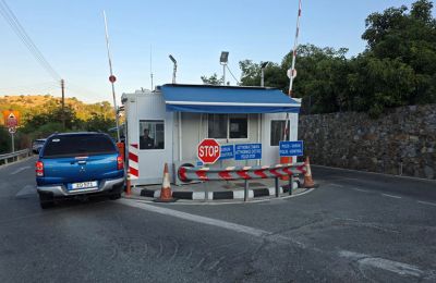 Buses cross Limnitis crossing point for annual Kokkina commemoration