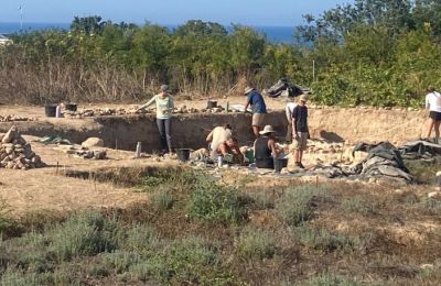 American archaeologists bring bronze age history to life