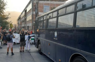 Tensions boil over in Volos as cruise ship with Israeli tourists docks