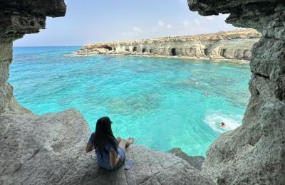 Coastal rescue at Cape Greco: One injured among four saved by helicopter, firefighters and marine units
