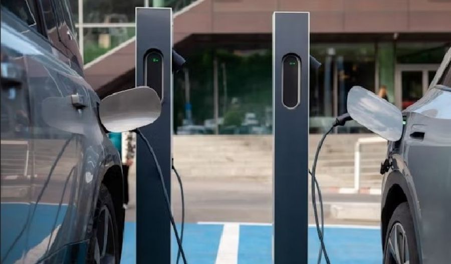 Cyprus redistributes electric vehicle grants following application cancellations. File photo Unsplash