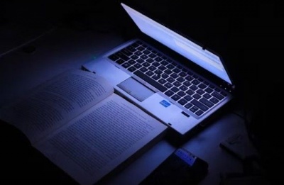 Quick takes and shallow history: The danger of oversimplifying the past. Photo credit: Unsplash