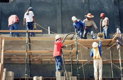 Officials detain eight foreign workers in Larnaca labor raid. Photo credit: Unsplash