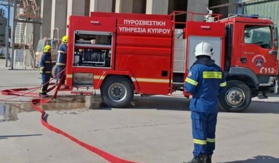 Fire breaks out during rooftop work at University of Cyprus. Photo courtesy of Cyprus Fire Service Facebook