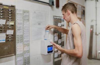 Quarterly rise in wages driven by increases in salaries and additional labor expenses. Photo credit: Unsplash