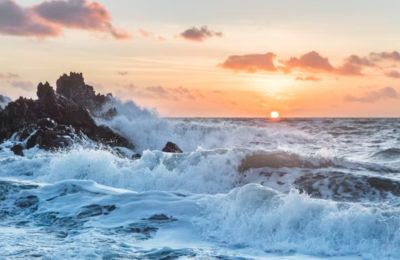 Winds at 5-6 Beaufort, because Barbara doesn’t believe in subtle exits. Photo credit: Unsplash