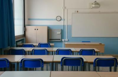 Opposition calls for free school meals and reallocation of private school funds to support public education. Photo credit: Unsplash