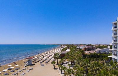 Audit Finds Cyprus Tax Officials Looked Away as Mackenzie Businesses Hid Revenue. Photo credit: larnakaregion.com