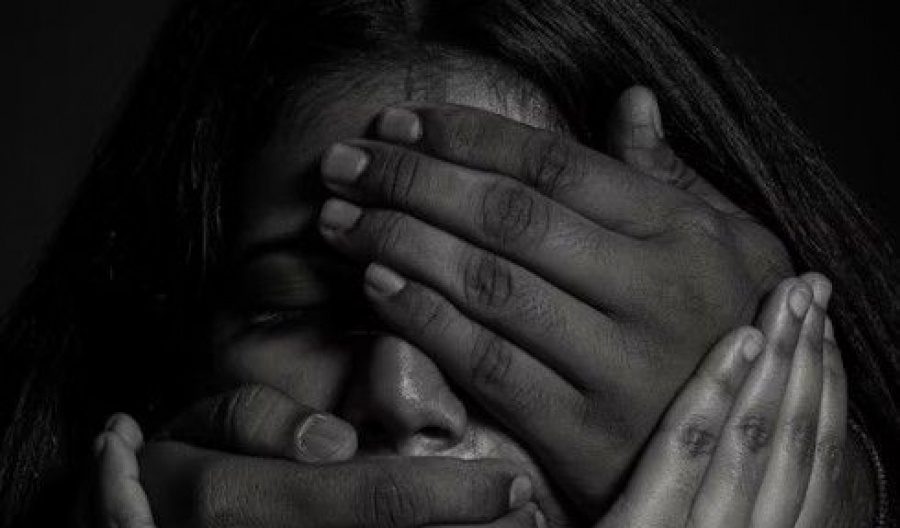 Hotline 1497 takes calls on human trafficking reports and information. Photo credit: Unsplash