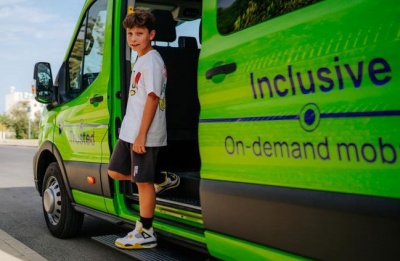 Parents gain peace of mind while young passengers travel independently and safely. Photo credits: @limassolmunicipalitypage Facebook