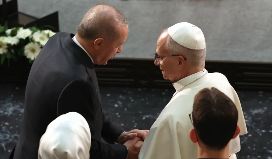 AP photo - Turkish President Erdogan meeting Pope Leo XIV in Ankara