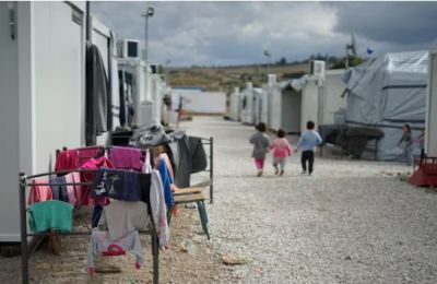 Ten-day notice requirement adopted as Parliament splits over migration policy. Photo credit: Unsplash