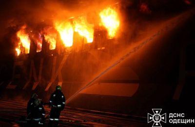 Turkey calls for a ceasefire on energy and port infrastructure, while Ukraine warns Russia continues to target civilian logistics. Photo credit: State Emergency Service of Ukraine via Moscow Times