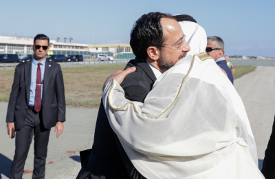President Nikos Christodoulides with UAE President Sheikh Mohamed bin Zayed Al Nahyan who arrived in Cyprus today for his first official visit.