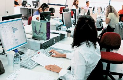 Cyprus public sector employment hits 74,400 in third quarter 2025