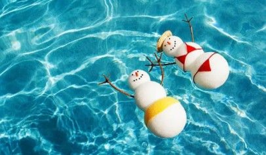 Temperatures stay mild through the weekend while isolated showers plot their arrival. Photo credit: Unsplash