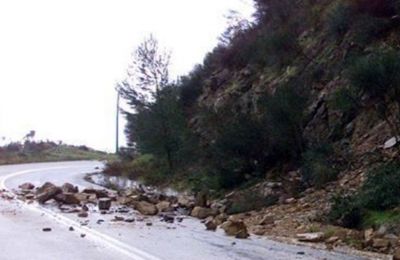 Nicosia-Larnaca motorway also affected between Lympia, Athienou, and Kosiis. File photo