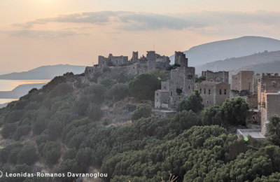 Windows into the past: Genetic analysis of Deep Maniot Greeks reveals a unique genetic time capsule