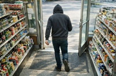 Police tracked down the 20-year-old hours later, with the Larnaca court ordering six-day detention. File photo AI