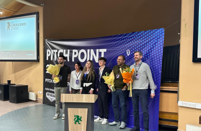 Part of the organizing team thanking the investors.