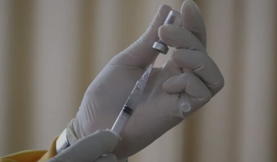 Scientists develop ‘universal’ vaccine that could guard against multiple threats