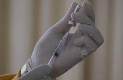 Scientists develop ‘universal’ vaccine that could guard against multiple threats
