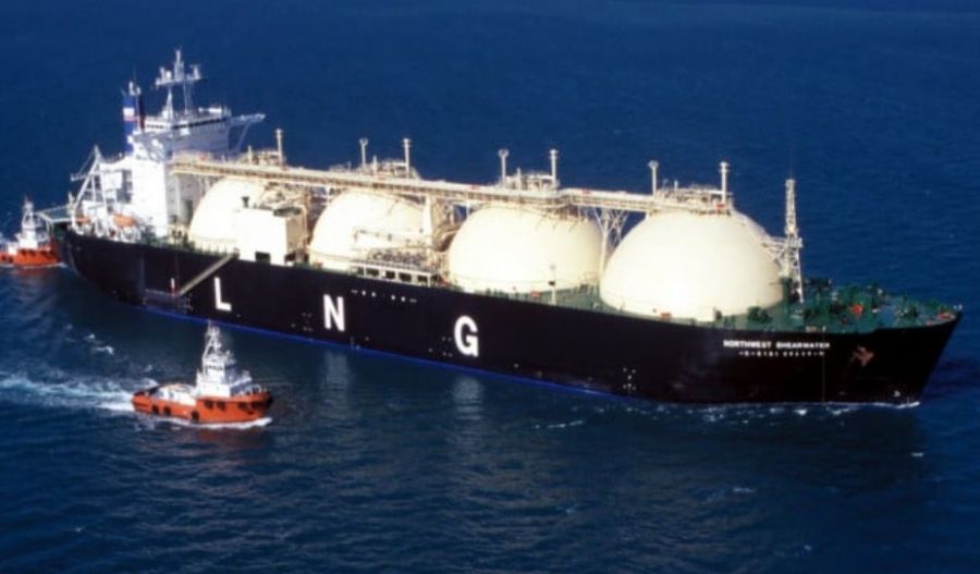 European gas prices jump nearly 50% as Qatar halts LNG production