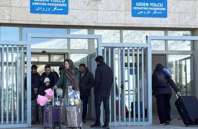 Arrivals cite fear in Tehran and sounds of nearby bombings. Photo credit: Reuters/Ismet Mikailogullari via al-monitor.com