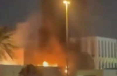 Incident follows regional drone concerns and U.S. personnel departure advisory in UAE. Photo credit: @9NewsAUS YouTube