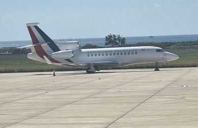 Macron, Mitsotakis arrive in Cyprus for urgent talks on Iran war