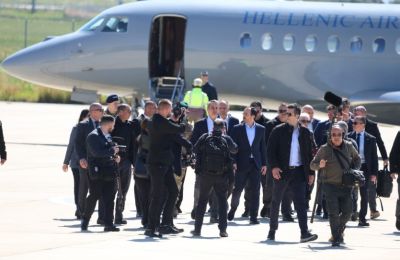 Cyprus hosts Macron–Mitsotakis summit as Iran war continues