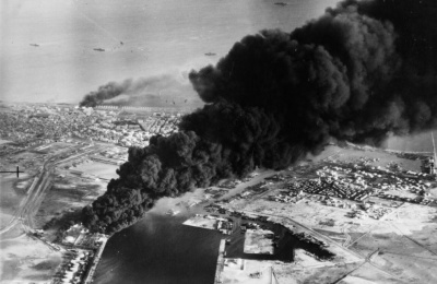 Seventy years after the Suez Crisis, the closure of the Strait of Hormuz is once again exposing the fragility of global energy security. Photo credit: Wikipedia