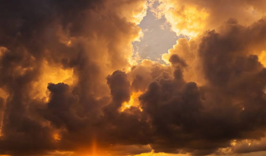 Mornings are for errands, afternoons are for the thunder to take center stage. Photo credit: Unsplash