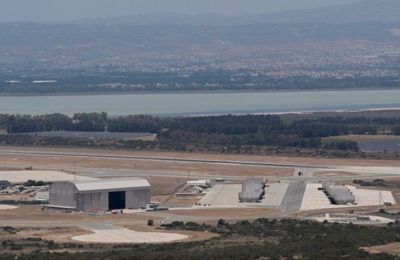 Akrotiri residents oppose antennas, but British bases can take the land anyway